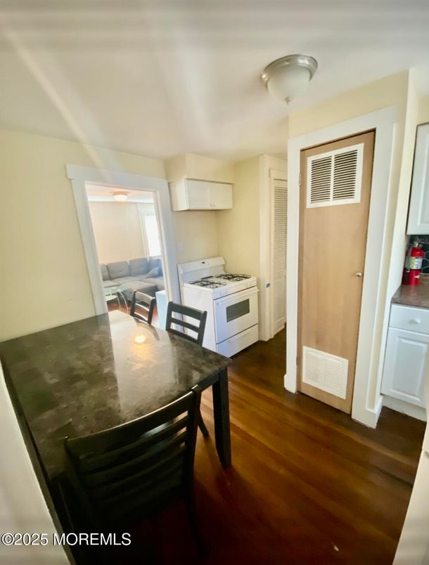 Interior, Kitchen, Living room, Wood Texture Flooring