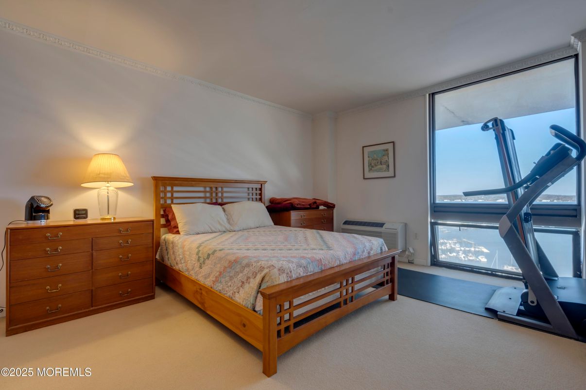 Bedroom, Fitness Equipment, Interior