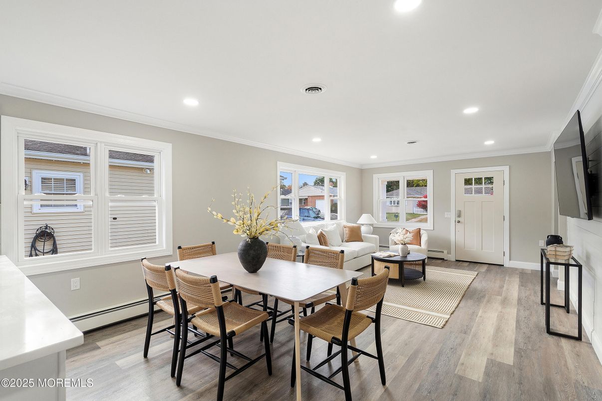 Dining room, Interior, Living room, Recessed Lighting, Wood Texture Flooring