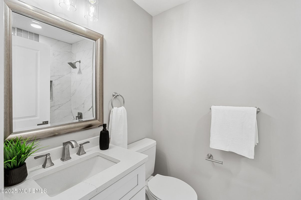 Bathroom, Interior, Marble Walls