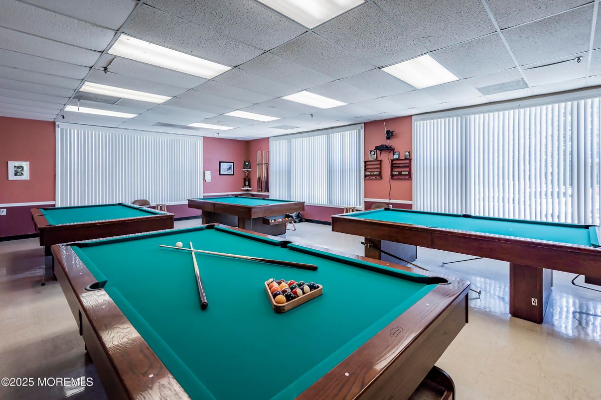 Billiard Table, Game Room, Interior, Recessed Lighting