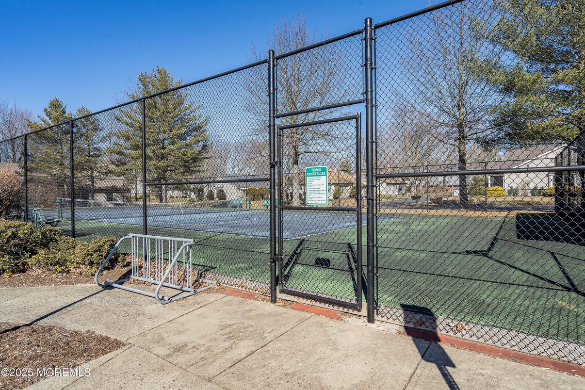 Exterior, Tennis Courts