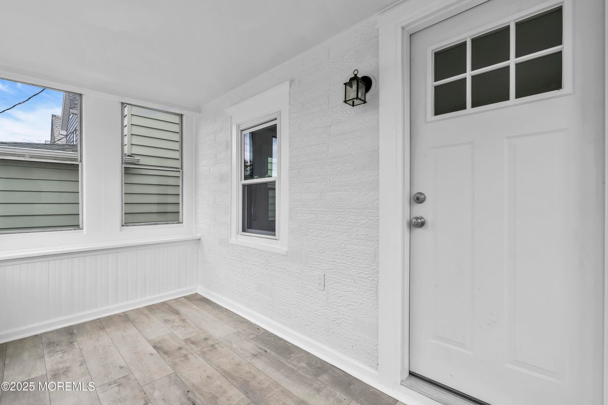 Exterior, Wood Texture Flooring