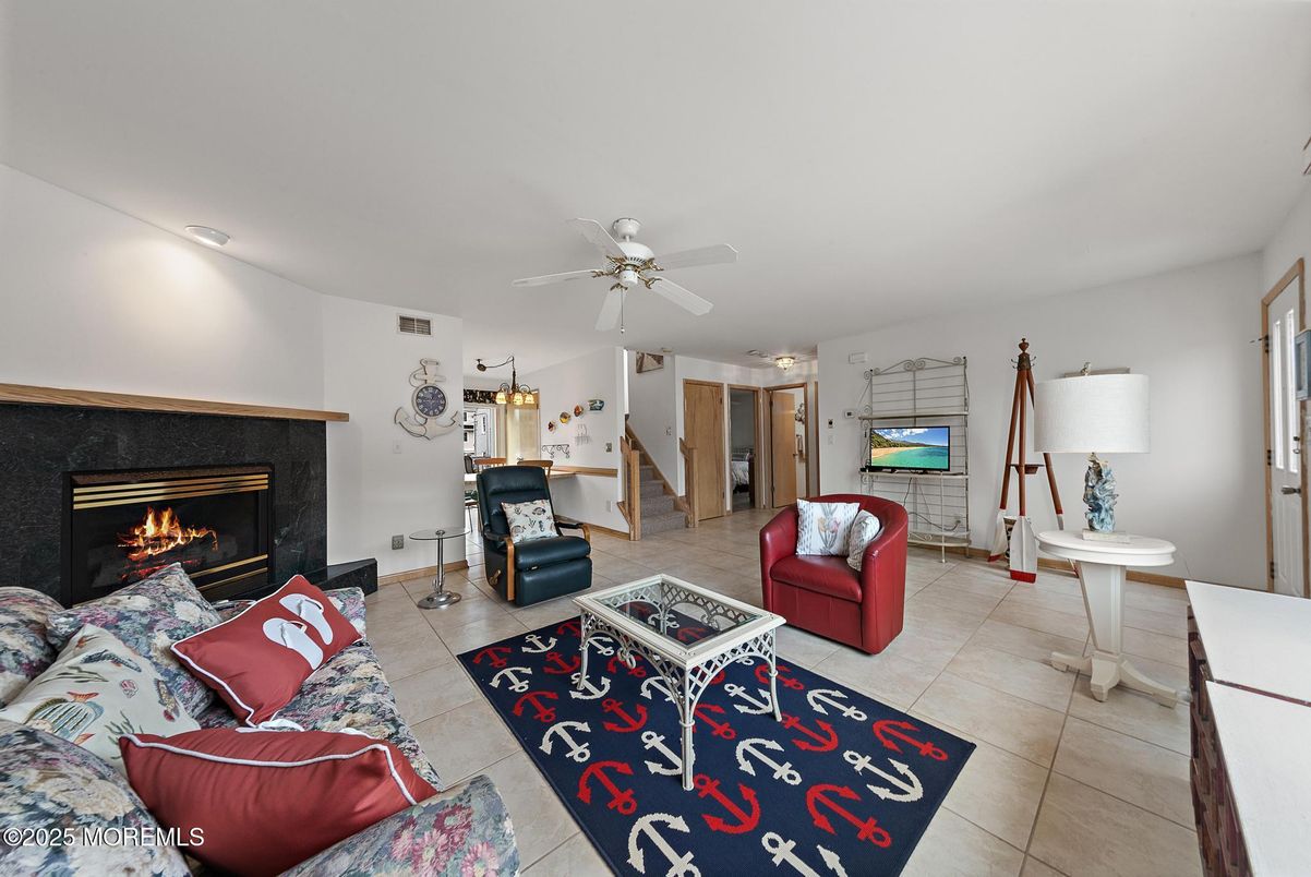 Fireplace, Interior, Living room