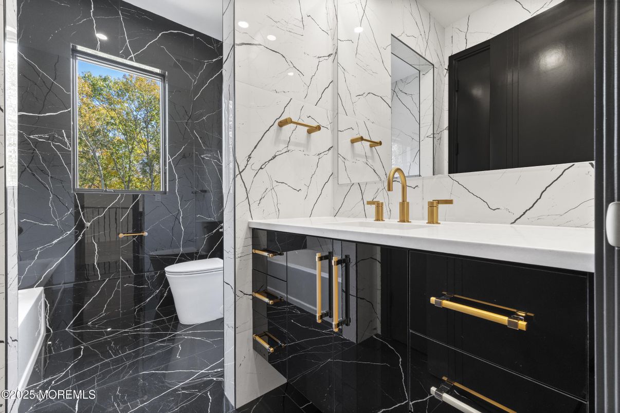 Bathroom, Interior, Marble, Marble Walls