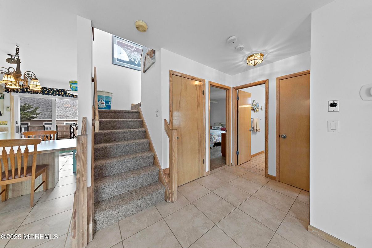 Chandelier, Dining room, Interior