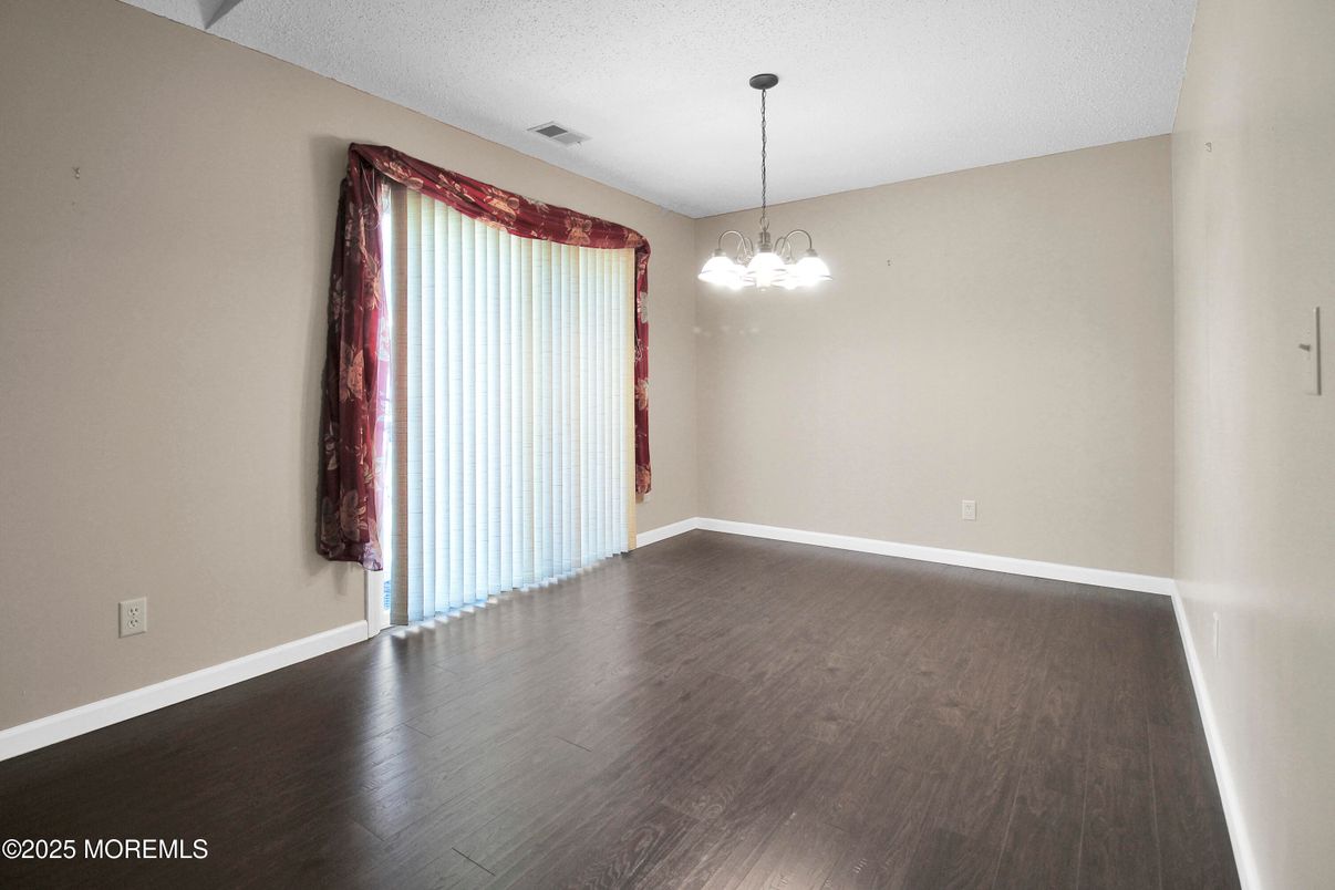 Empty room, Interior, Pendant Lights, Wood Texture Flooring