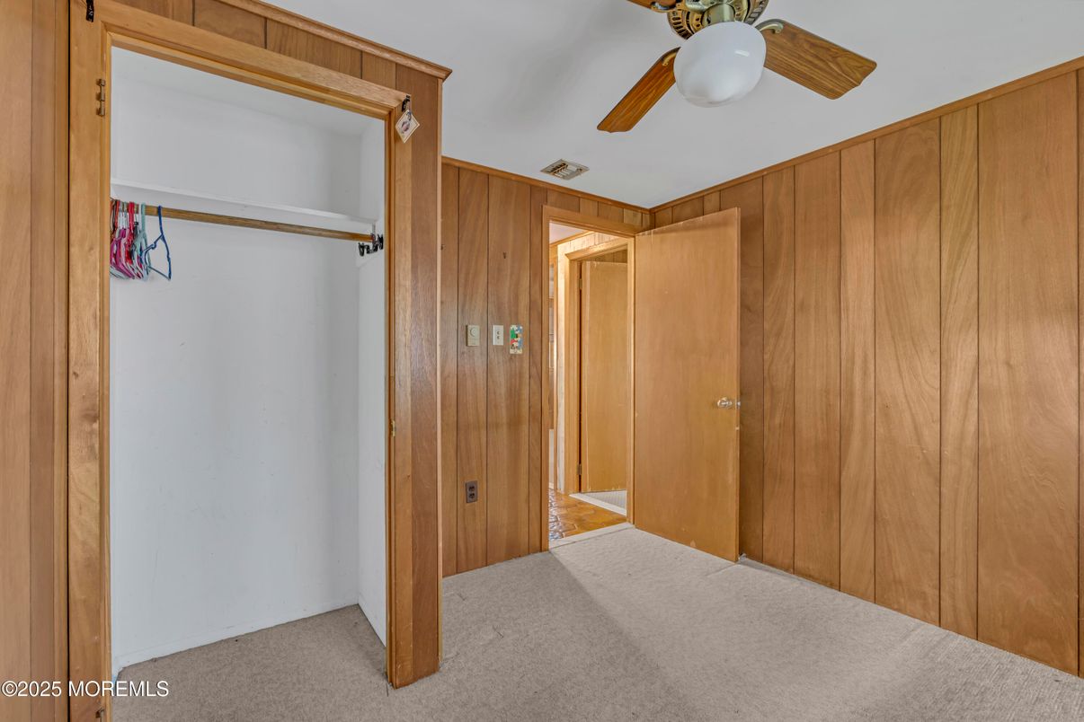 Empty room, Interior, Wooden Walls
