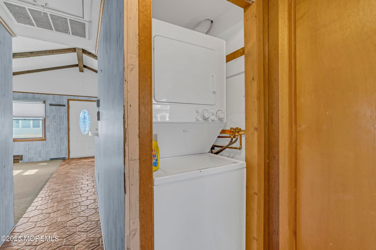 Interior, Utility Closets, Washer