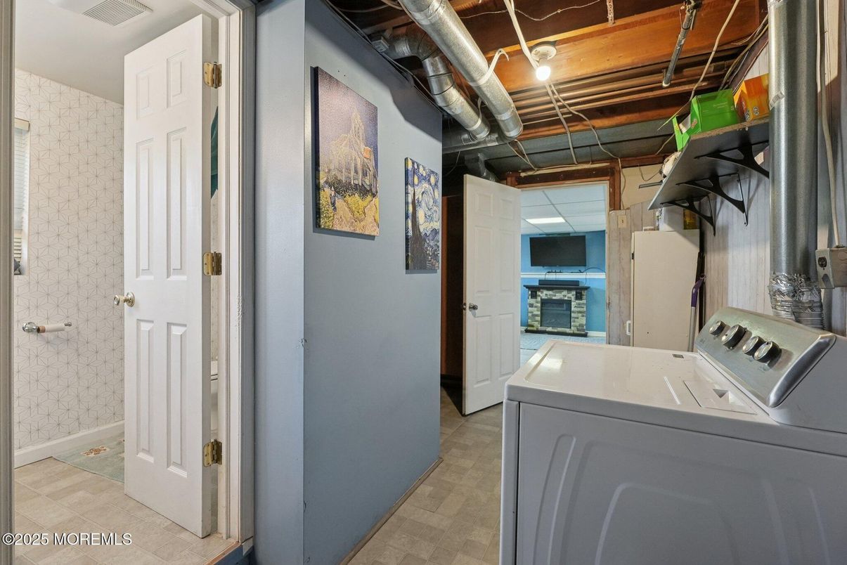 Interior, Utility Closets, Washer