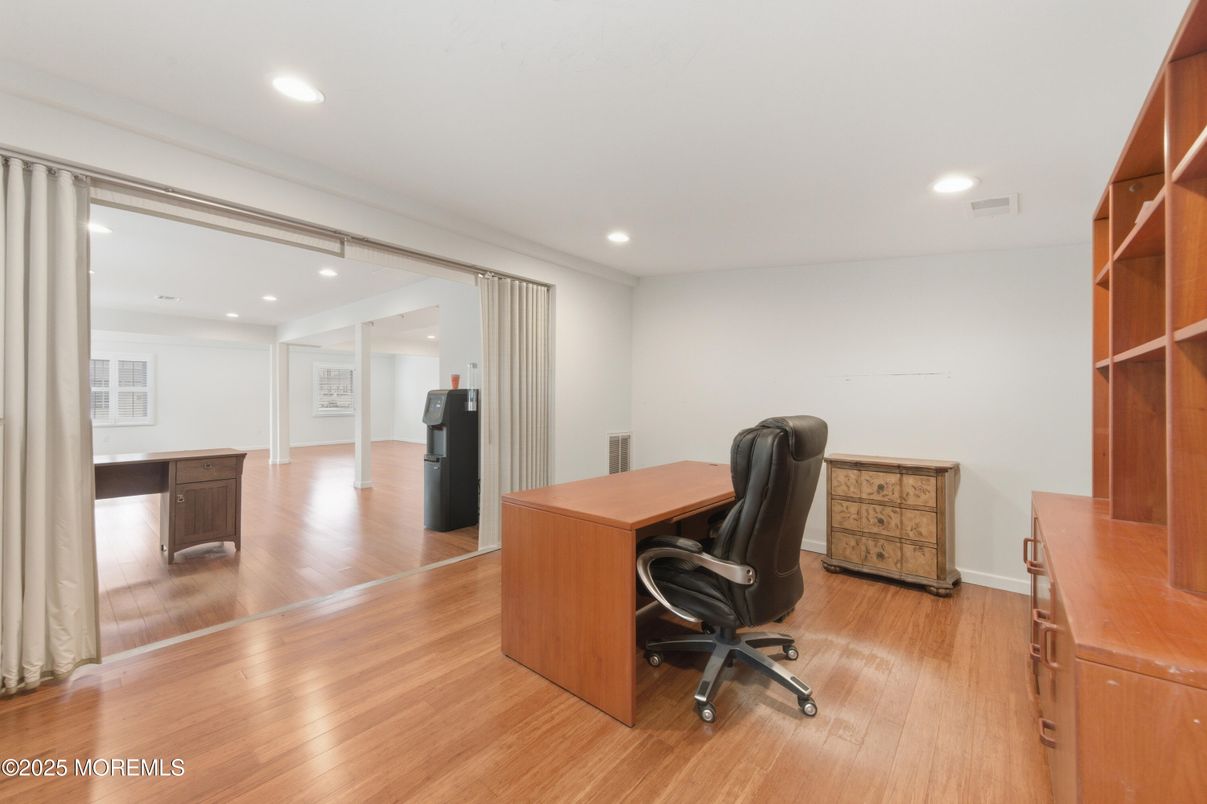 Home Office, Interior, Recessed Lighting, Wood Texture Flooring