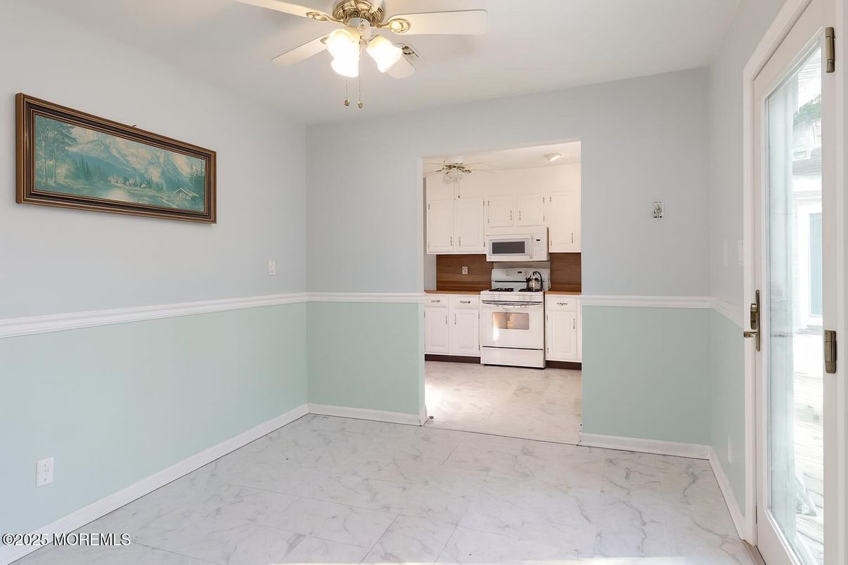 Interior, Kitchen, Marble, Stainless Steel Appliances