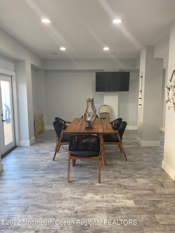 Dining room, Interior, Recessed Lighting, Wood Texture Flooring