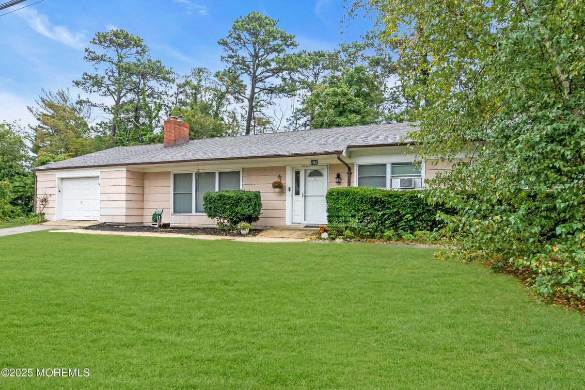 Attached, Backyard, Exterior, Facade, Ranch