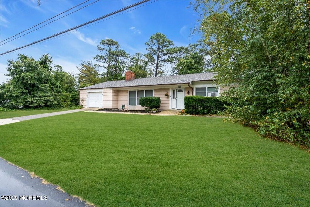 Attached, Backyard, Exterior, Facade, Ranch