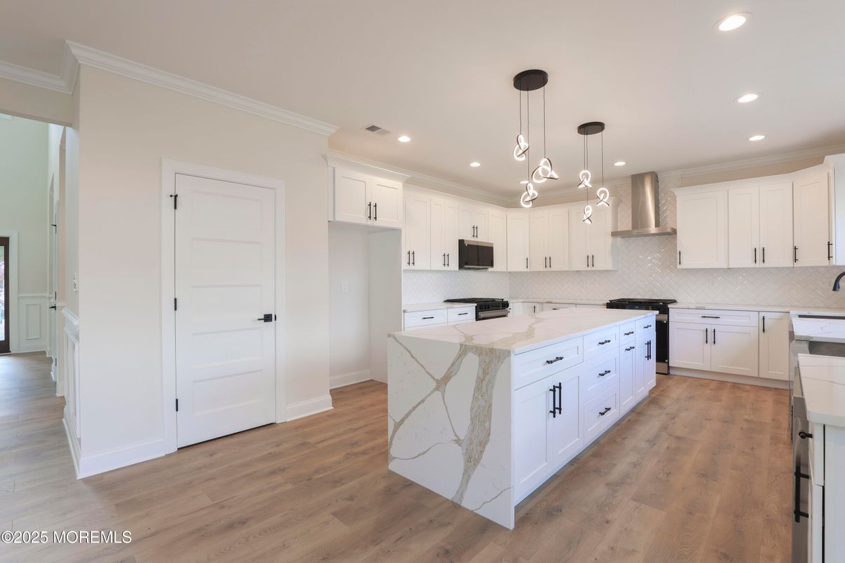 Interior, Kitchen, Pendant Lights, Recessed Lighting, Wood Texture Flooring