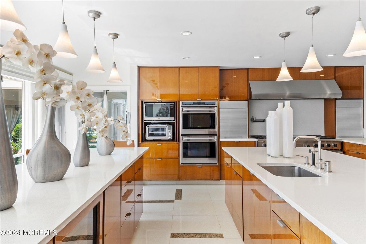 Interior, Kitchen, Pendant Lights, Recessed Lighting, Stainless Steel Appliances