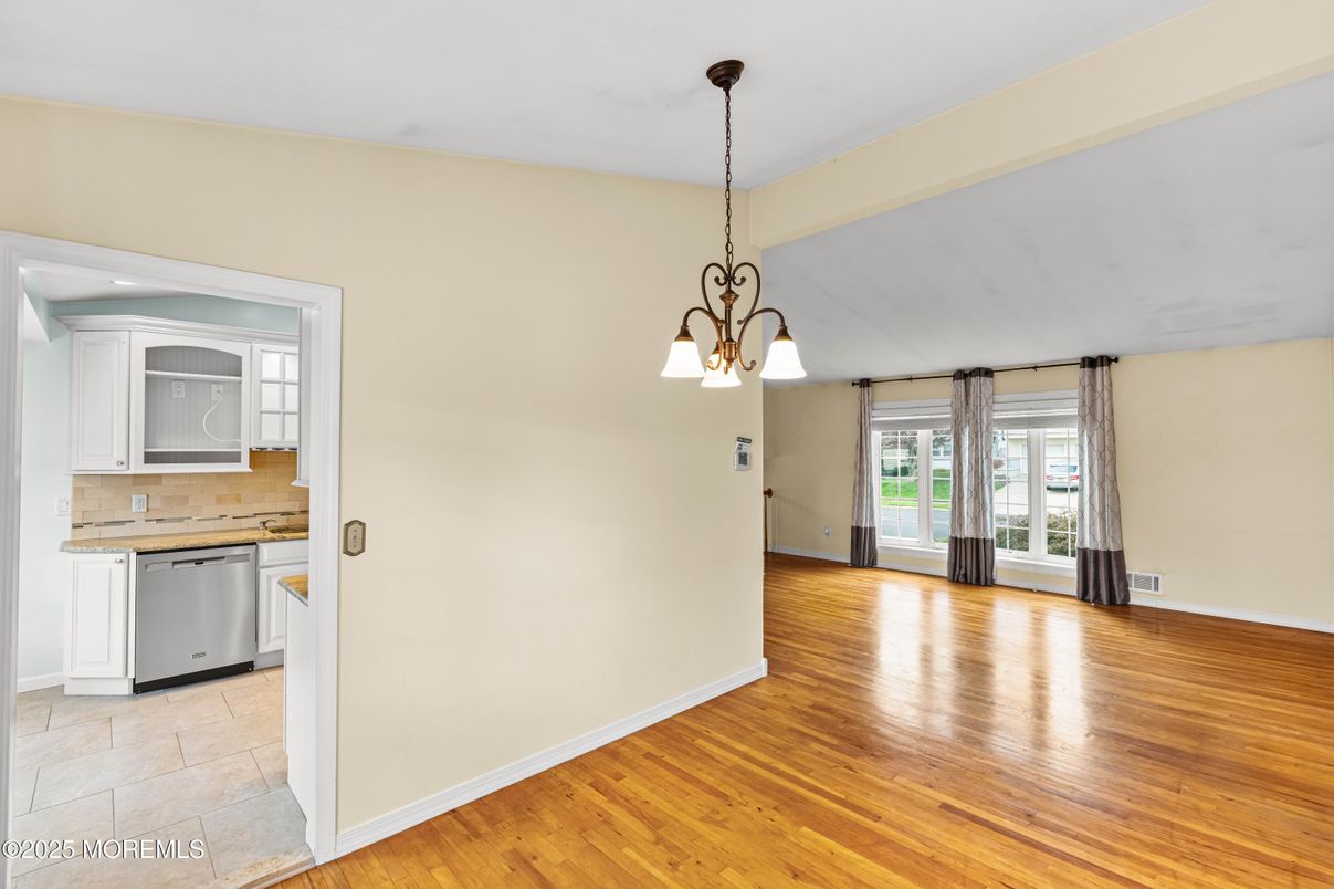Empty room, Interior, Kitchen, Pendant Lights, Wood Texture Flooring