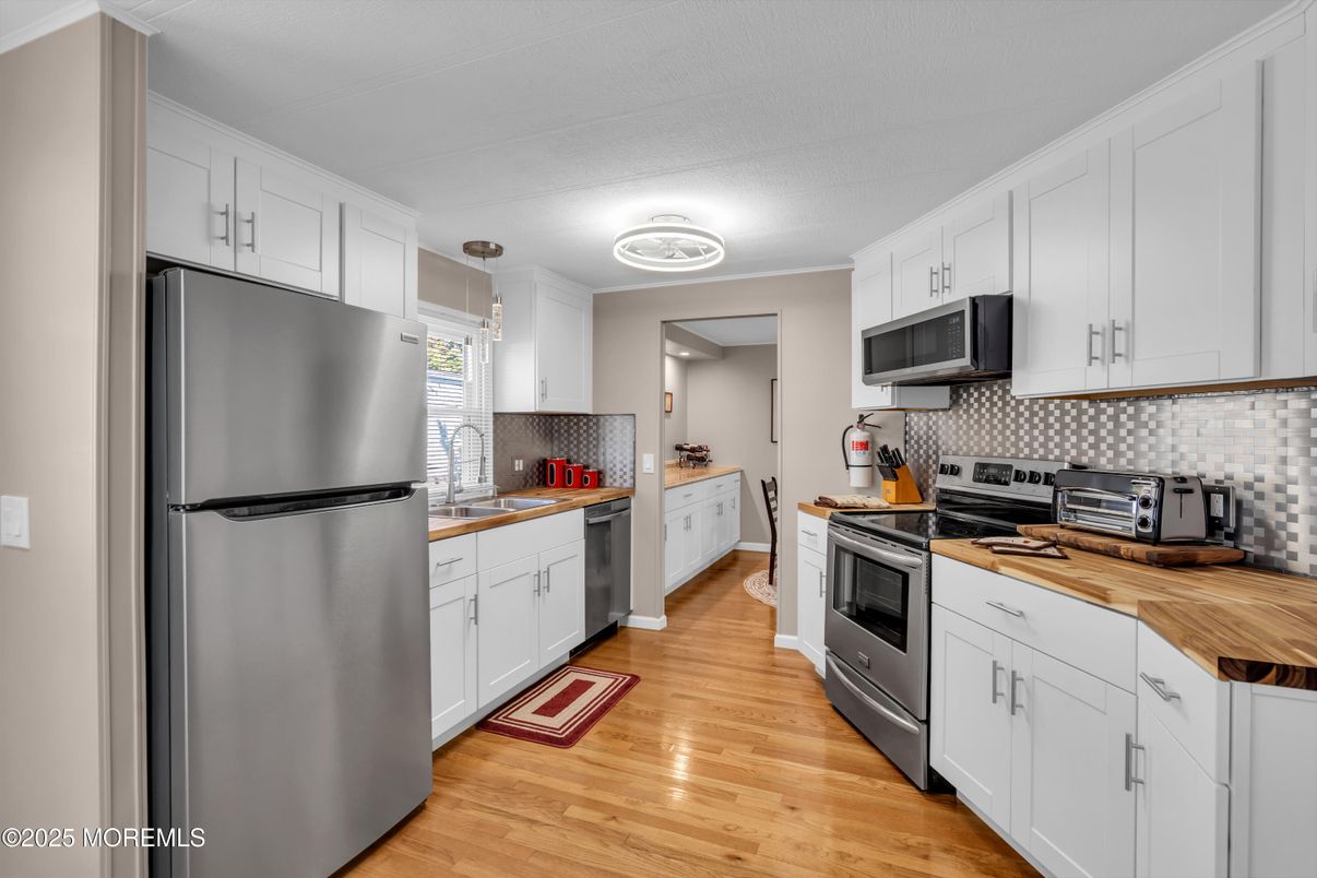 Interior, Kitchen, Wood Texture Flooring