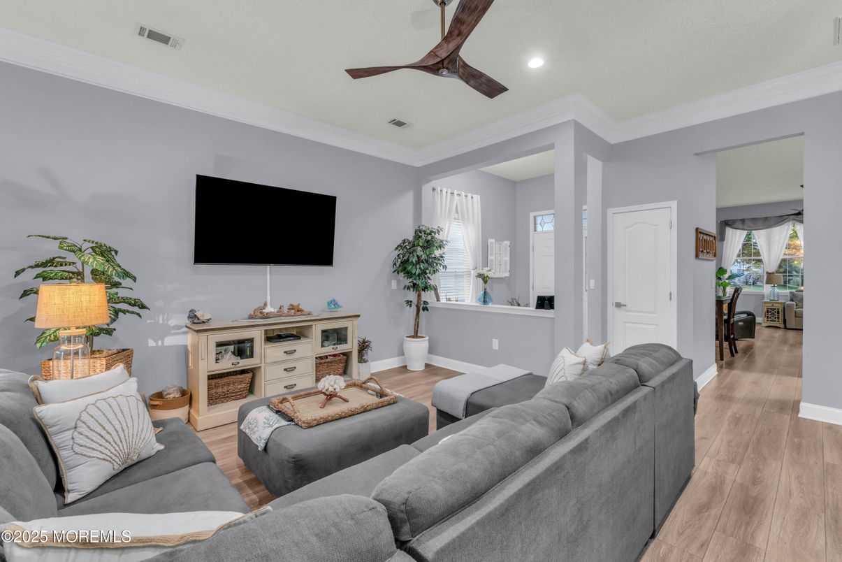 Interior, Living room, Recessed Lighting, Wood Texture Flooring