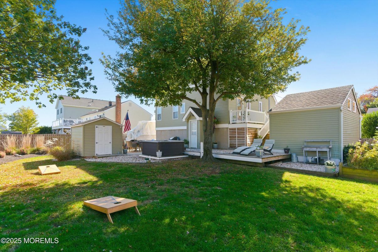Backyard, Exterior, Hot Tub