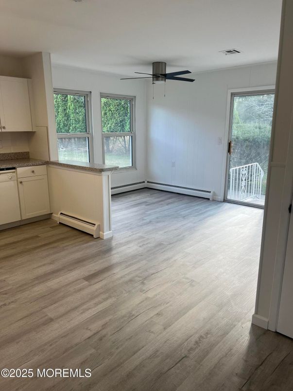 Empty room, Interior, Kitchen, Wood Texture Flooring
