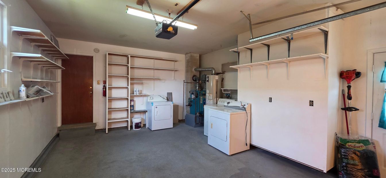 Garage, Interior, Washer