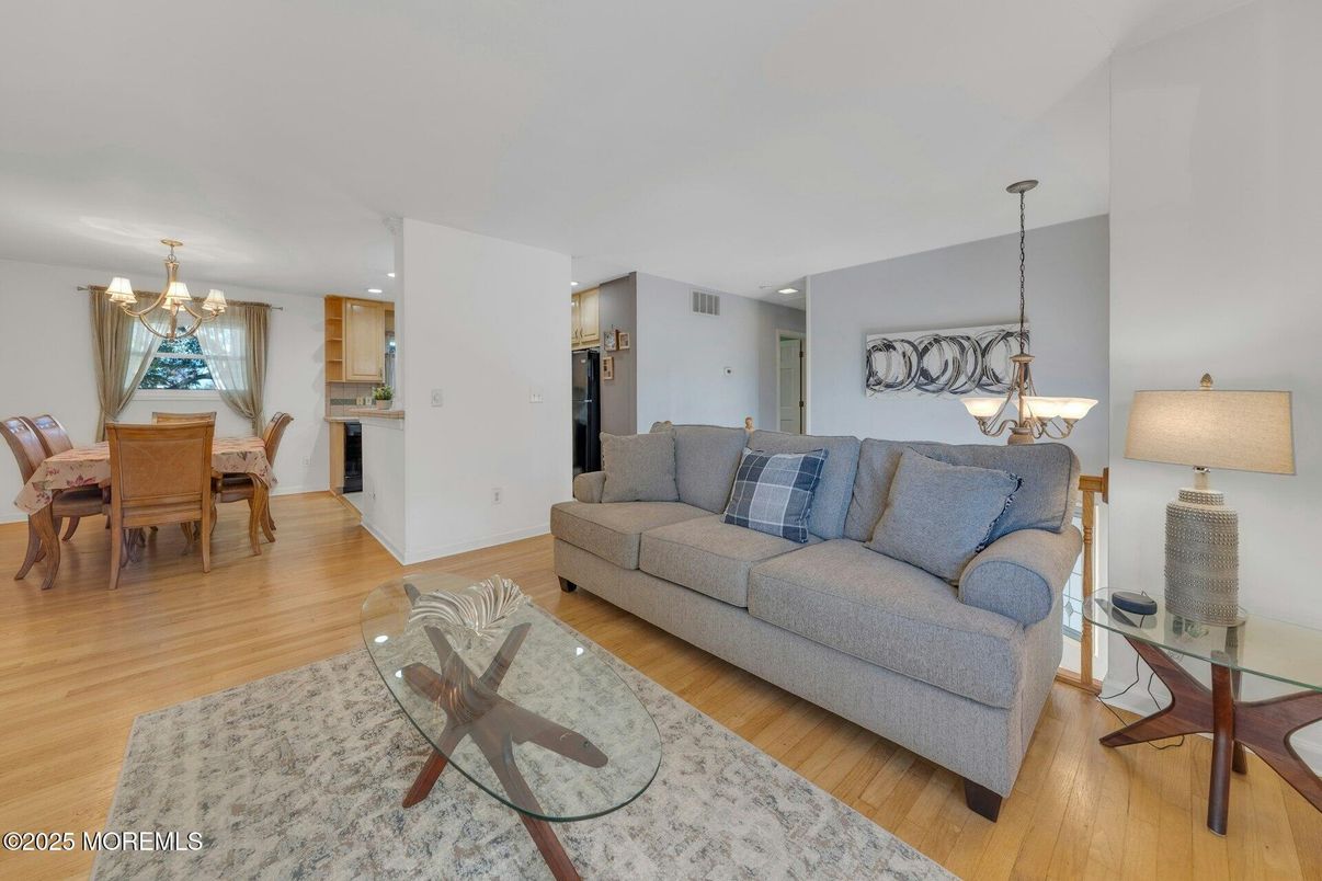 Chandelier, Dining room, Interior, Kitchen, Living room, Recessed Lighting, Wood Texture Flooring