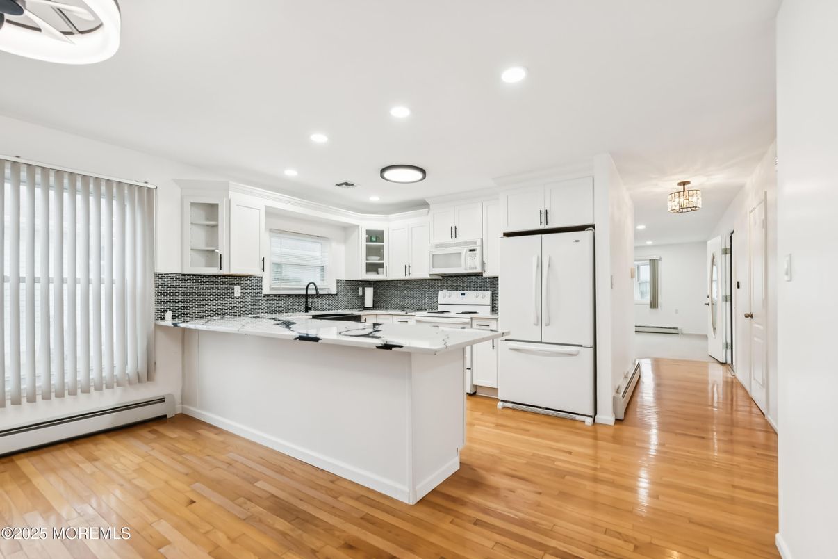 Interior, Kitchen, Recessed Lighting, Wood Texture Flooring