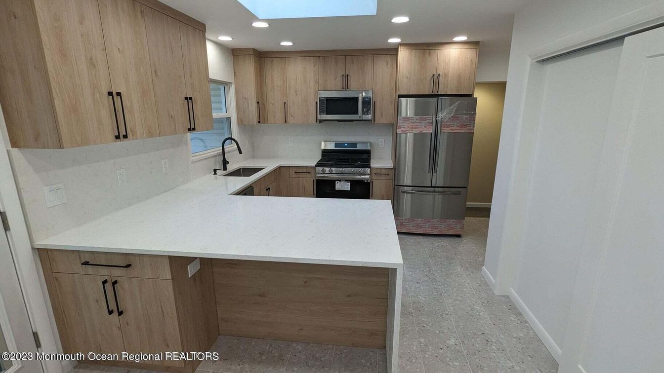 Interior, Kitchen, Recessed Lighting