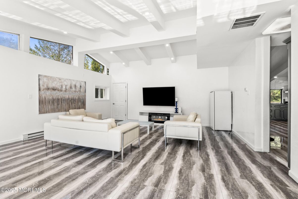 Interior, Living room, Recessed Lighting, Wood Texture Flooring