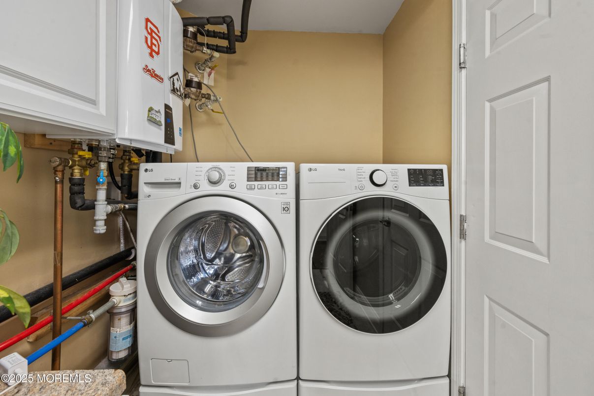 Interior, Utility Closets, Washer