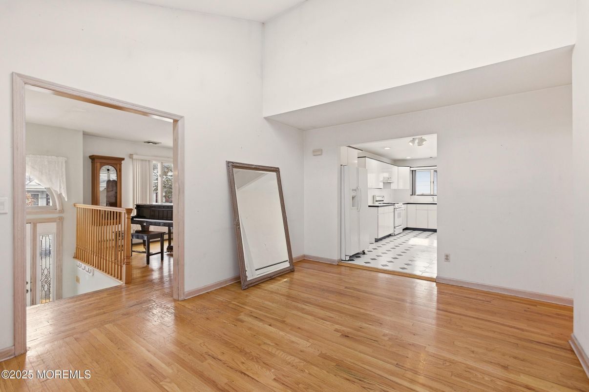 Empty room, Interior, Kitchen, Wood Texture Flooring