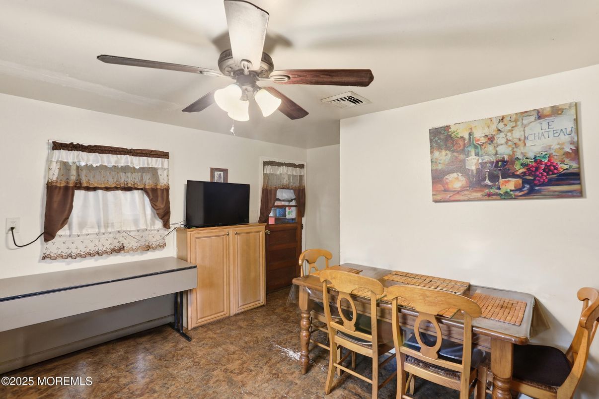 Dining room, Interior