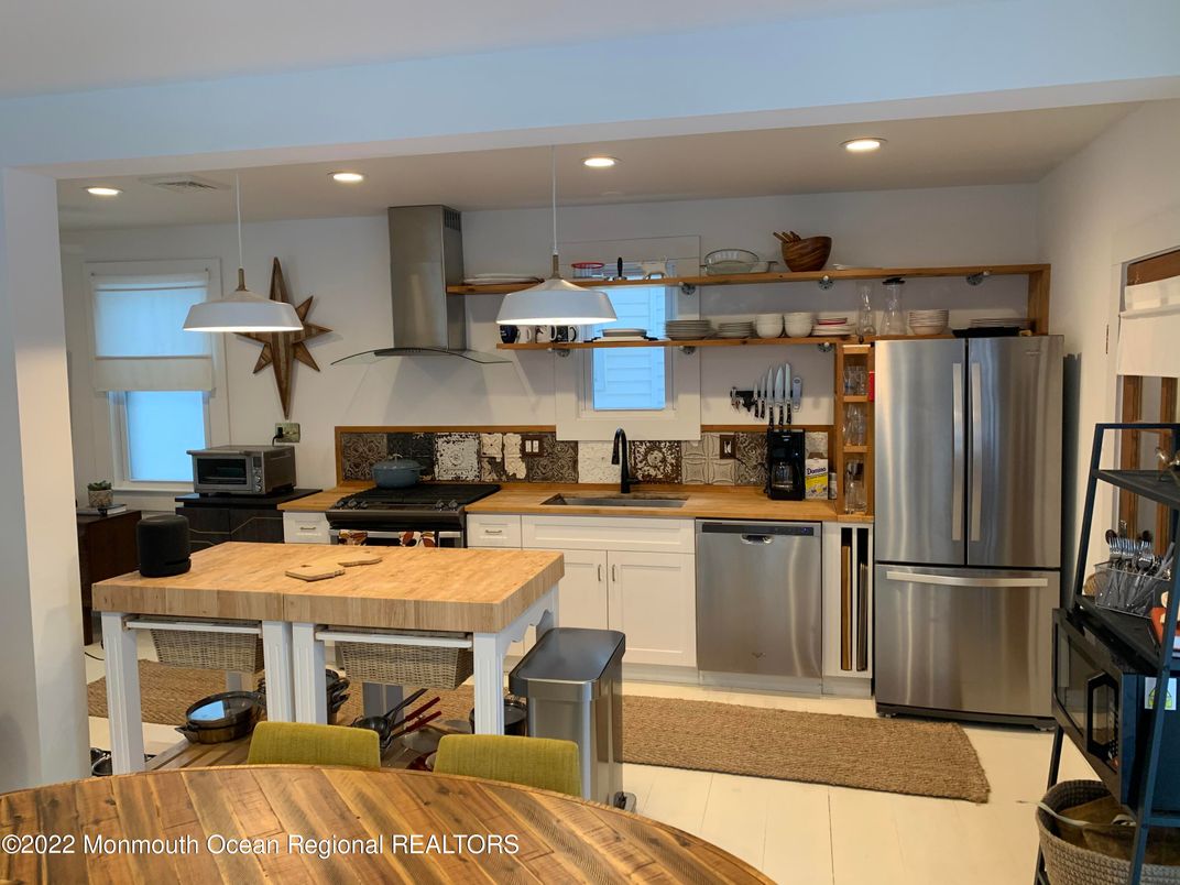 Interior, Kitchen, Pendant Lights, Recessed Lighting, Stainless Steel Appliances