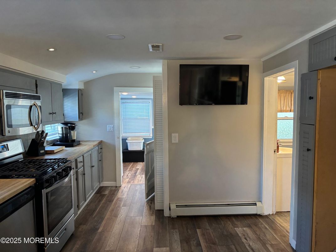 Interior, Kitchen, Recessed Lighting, Wood Texture Flooring