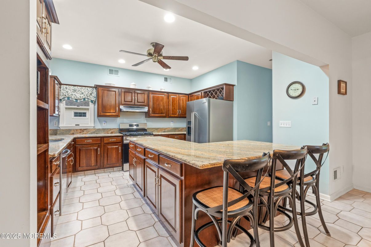Interior, Kitchen, Recessed Lighting