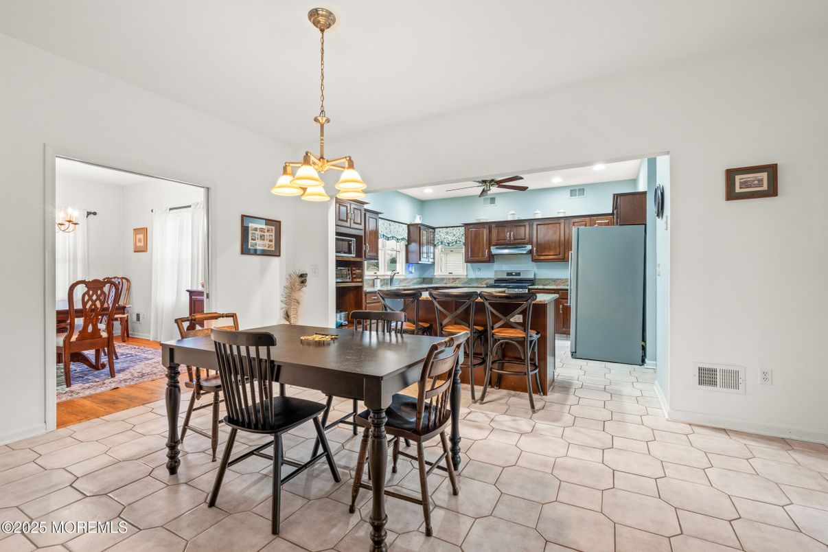 Dining room, Interior, Kitchen, Pendant Lights, Recessed Lighting