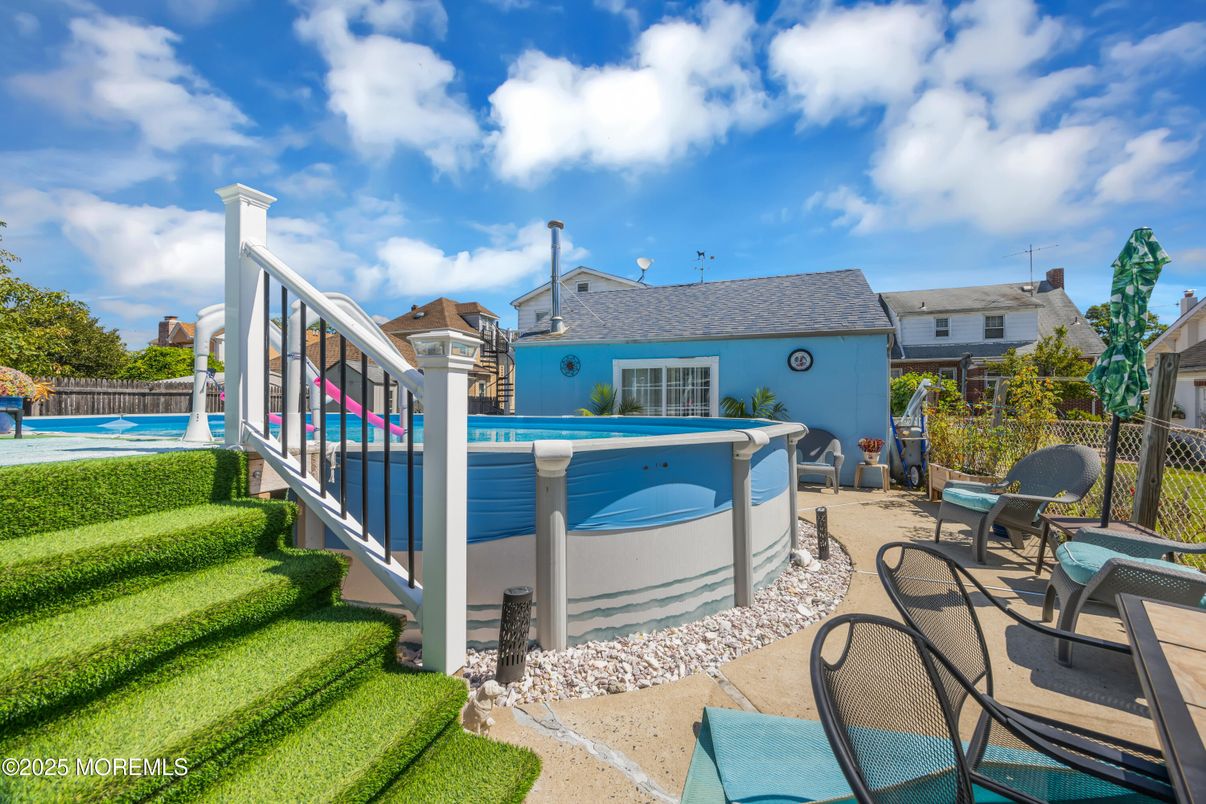 Backyard, Exterior, Pool