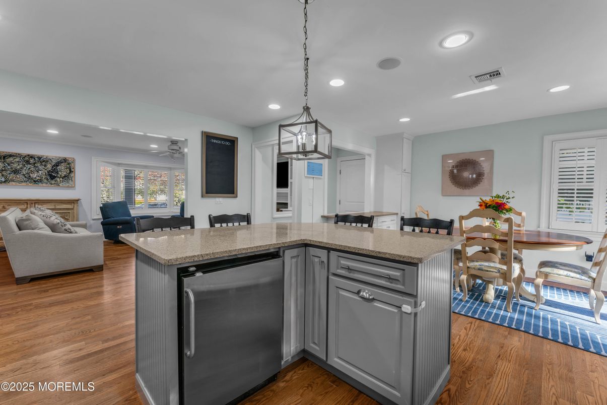 Dining room, Interior, Kitchen, Living room, Pendant Lights, Recessed Lighting, Wood Texture Flooring