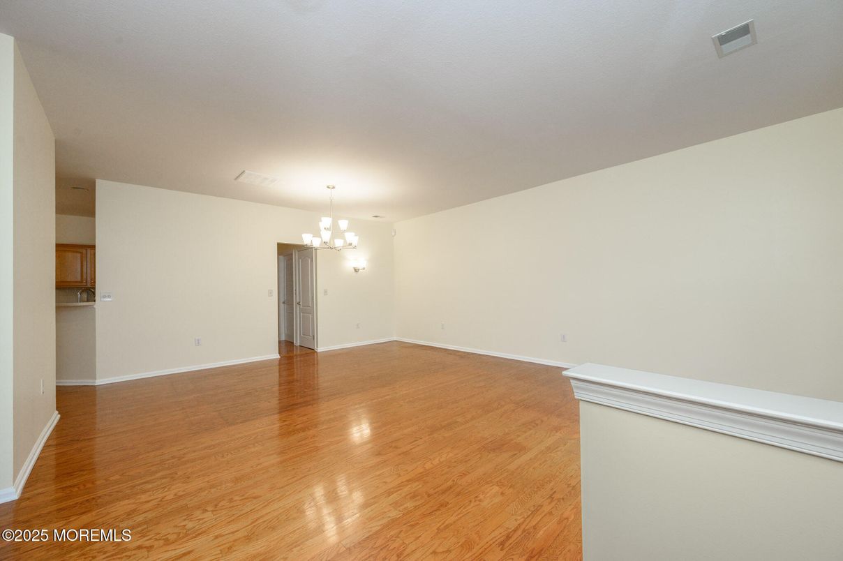 Chandelier, Empty room, Interior, Wood Texture Flooring