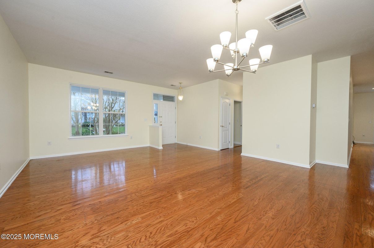 Chandelier, Empty room, Interior, Wood Texture Flooring