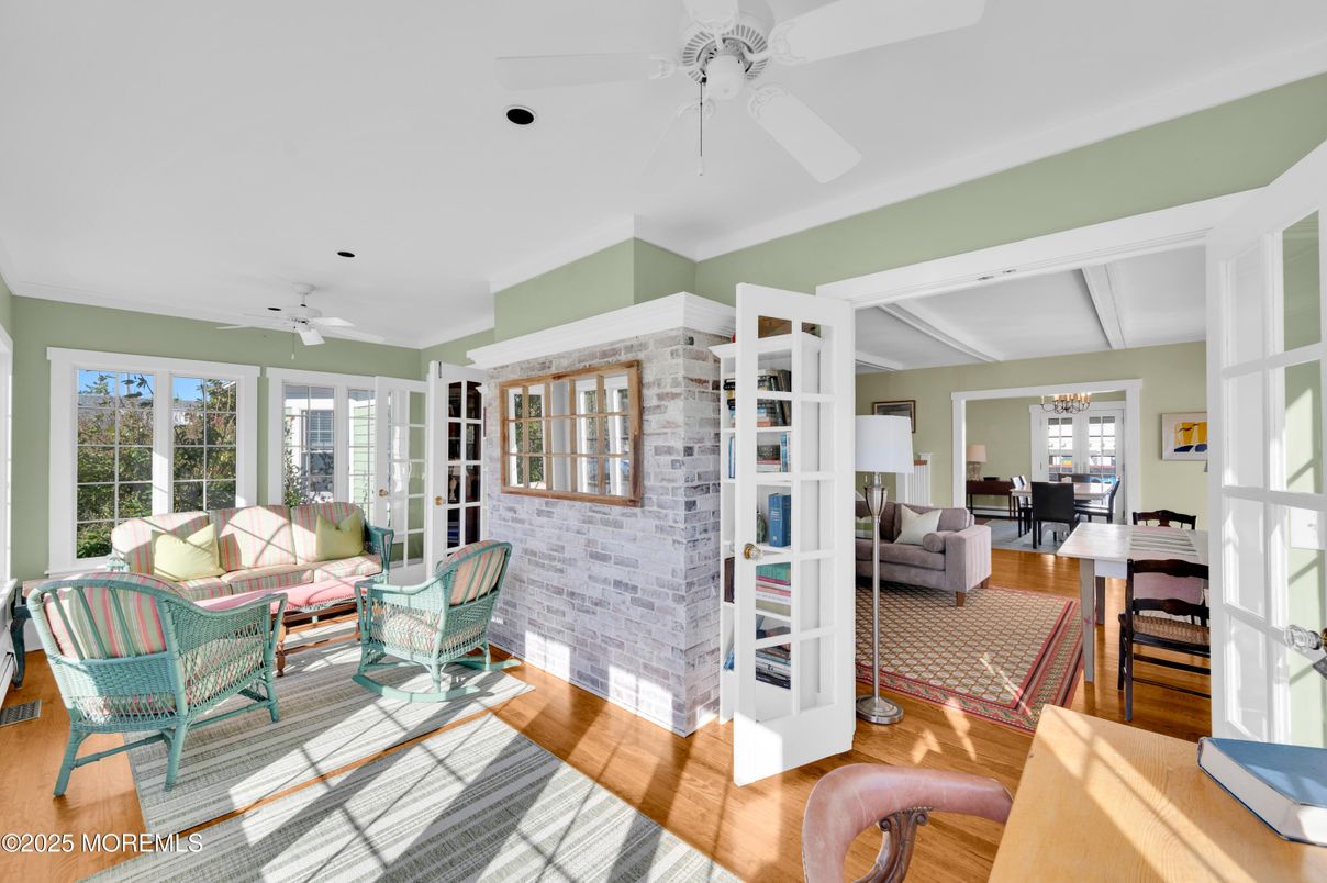 Dining room, Interior, Living room, Wood Texture Flooring