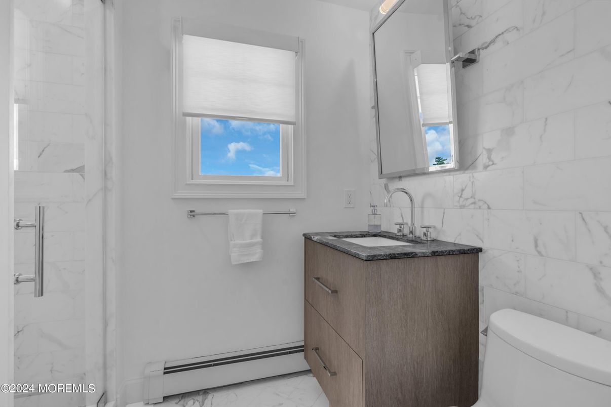 Bathroom, Interior, Marble, Marble Walls