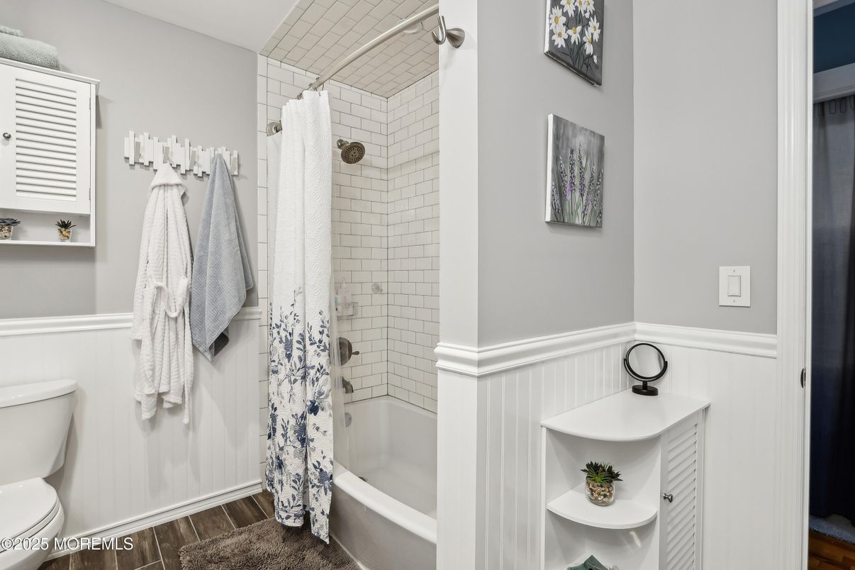 Bathroom, Interior, Wood Texture Flooring