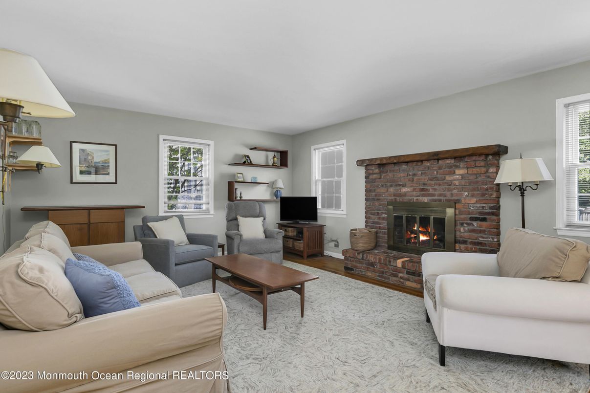 Fireplace, Interior, Living room