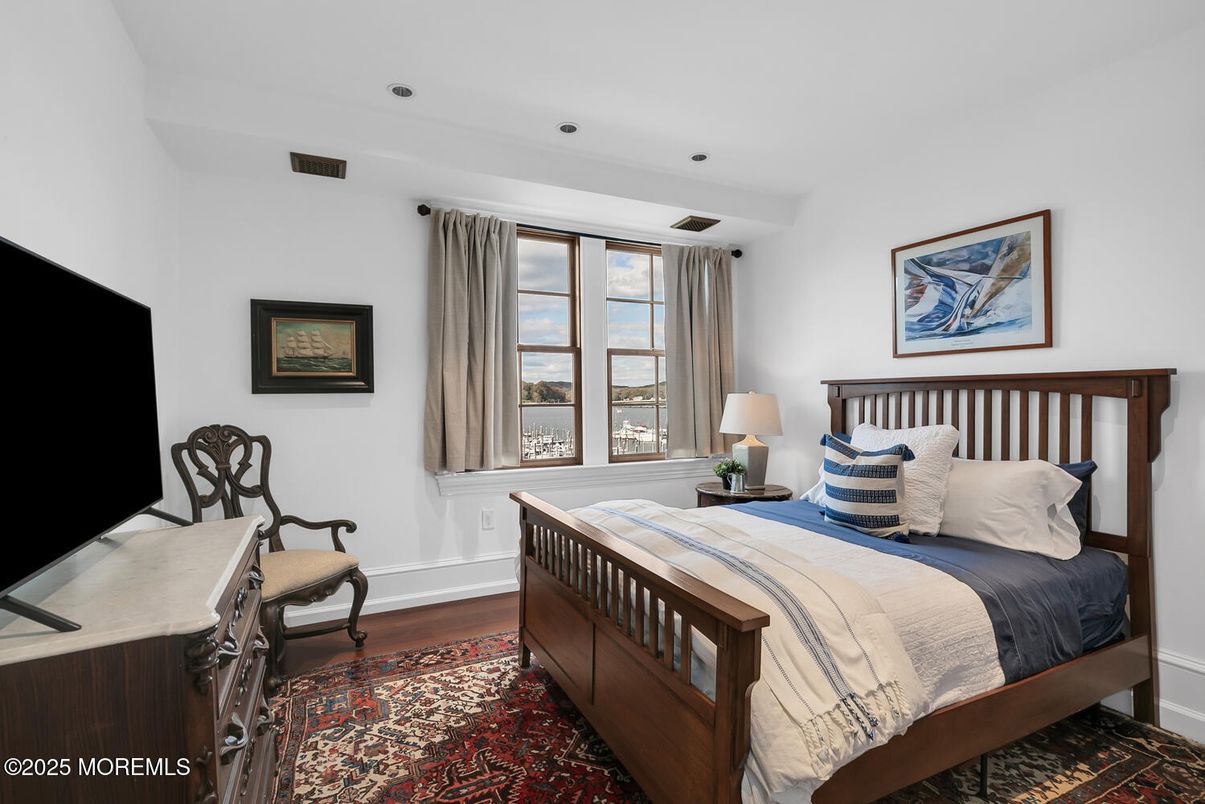 Bedroom, Interior, Recessed Lighting, Water, Wood Texture Flooring