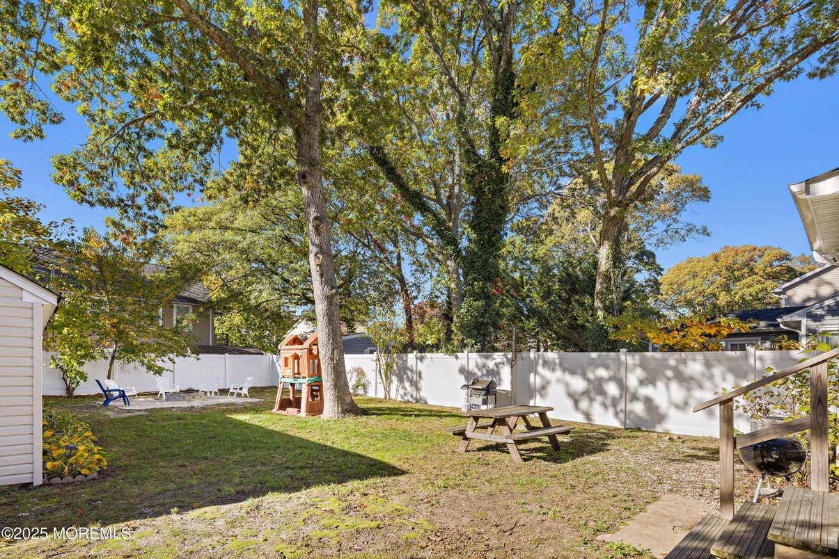 Backyard, Exterior, Playground