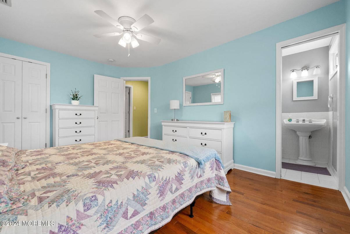 Bathroom, Bedroom, Interior, Wood Texture Flooring