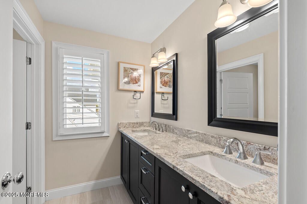 Bathroom, Dual Sink Vanities, Interior, Wood Texture Flooring